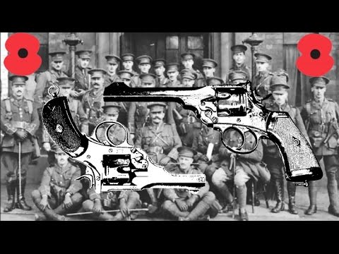 How were revolvers used and worn in the British army in WW1?