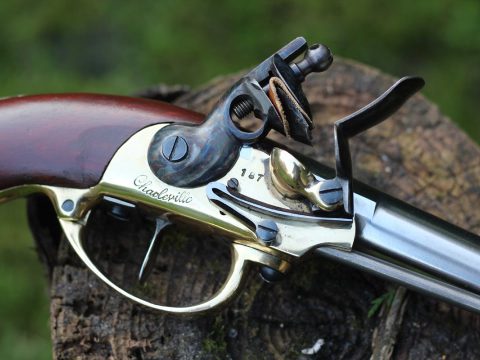 Shooting the French 1777 flintlock pistol – teaser
