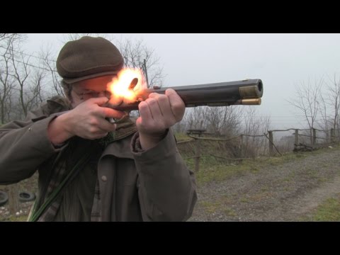 Shooting an 18th century flintlock hunting rifle