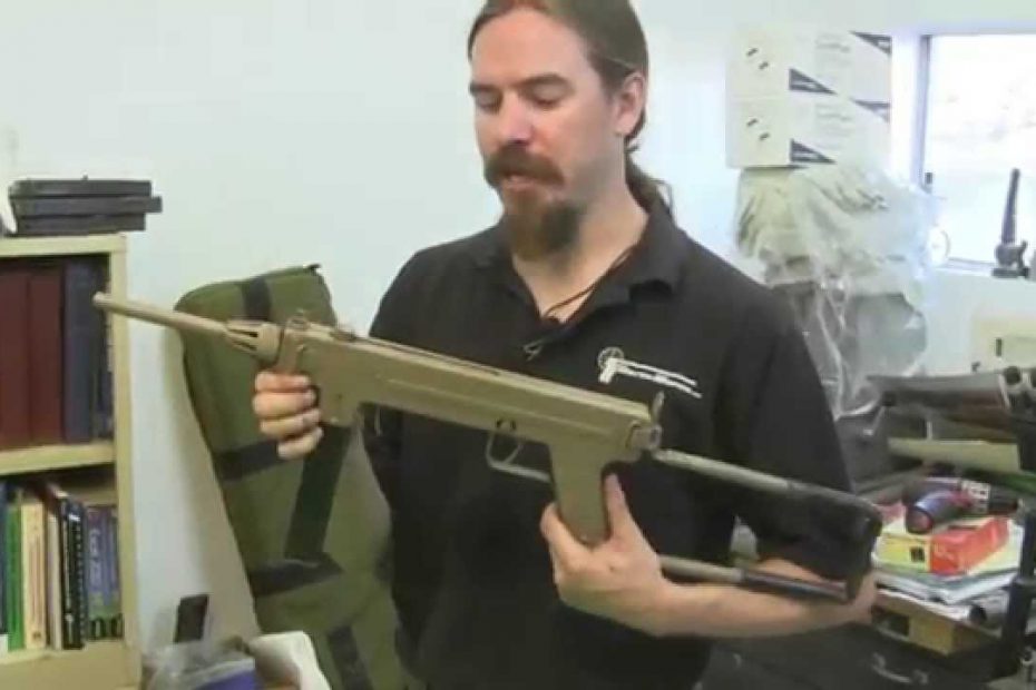 Madsen M1950 SMG – Disassembly and Shooting