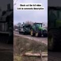 Ukrainian Farmers Salvaging Russian Vehicles!